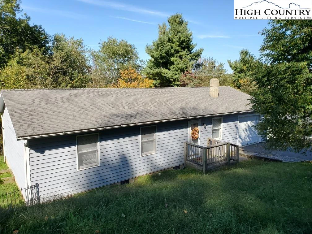 Image number 3 for the current listing