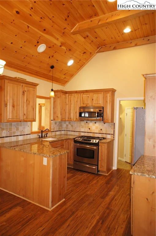 Image number 3 for the current listing