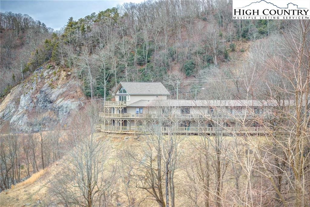 Image number 7 for the current listing