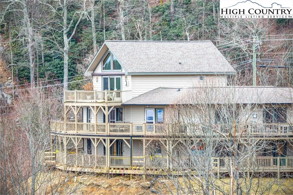 Image number 6 for the current listing