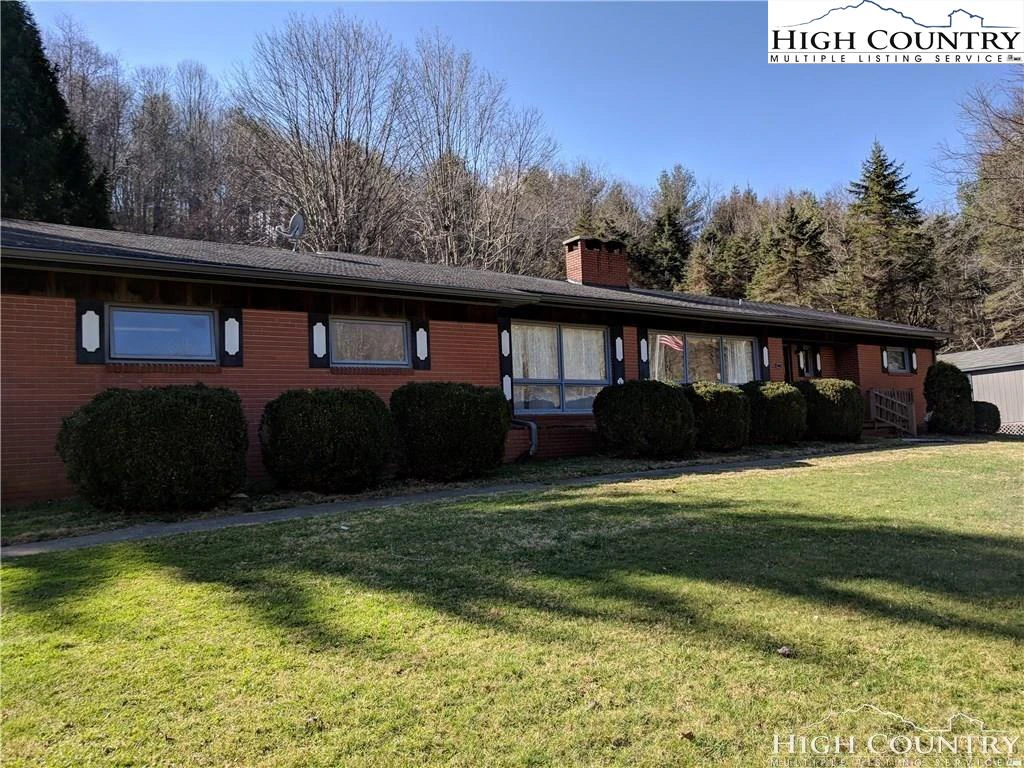 Image number 1 for the current listing