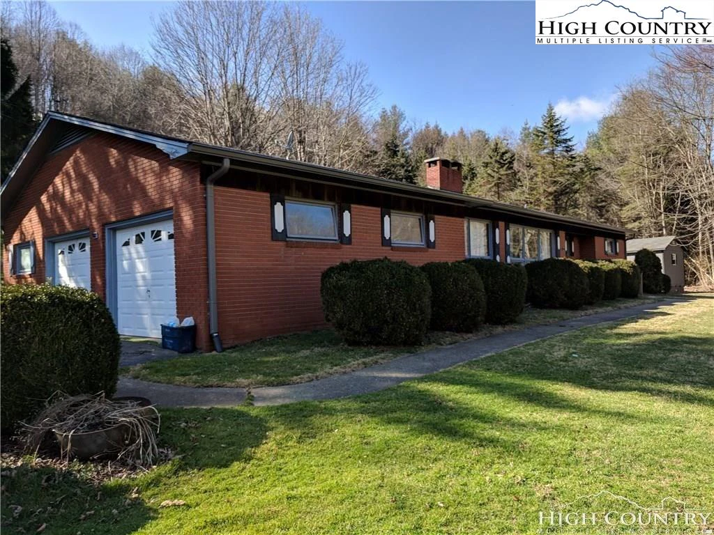Image number 3 for the current listing