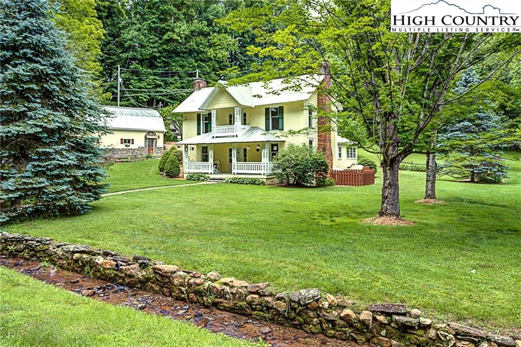 Image number 1 for the current listing