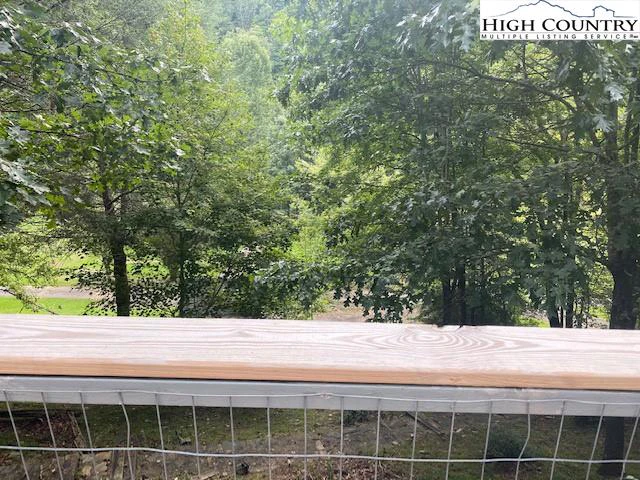 Image number 3 for the current listing