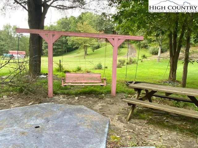 Image number 9 for the current listing