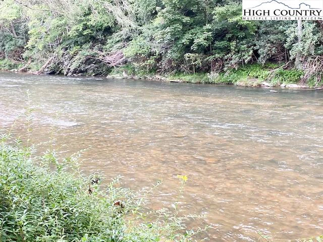 Image number 14 for the current listing