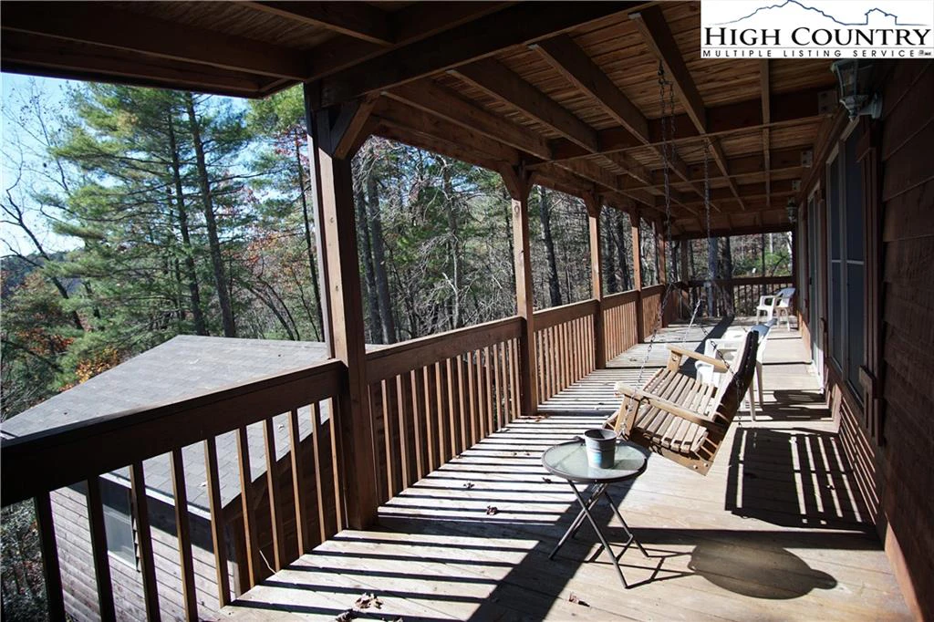 Image number 4 for the current listing