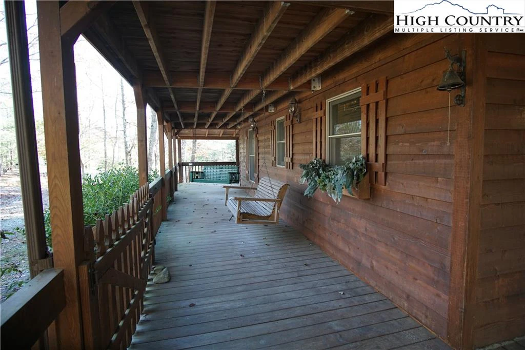 Image number 20 for the current listing