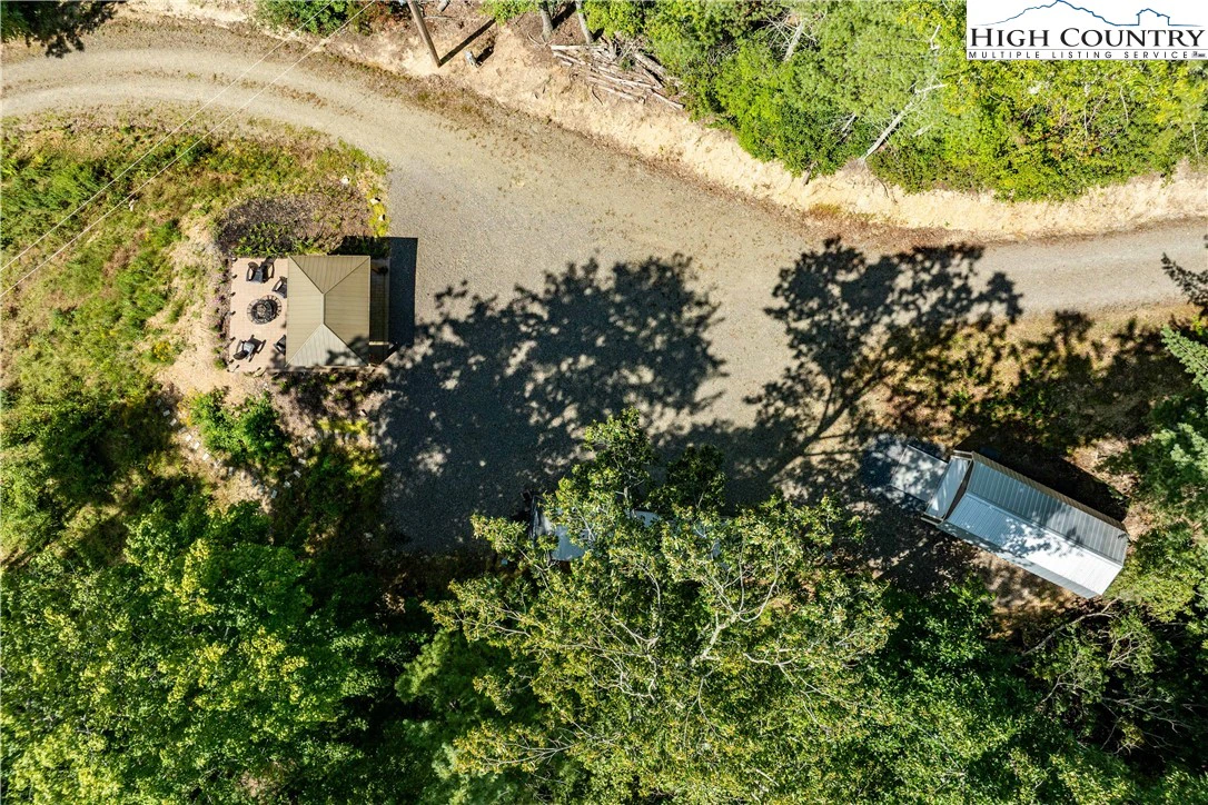 Image number 9 for the current listing