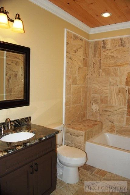 Image number 2 for the current listing