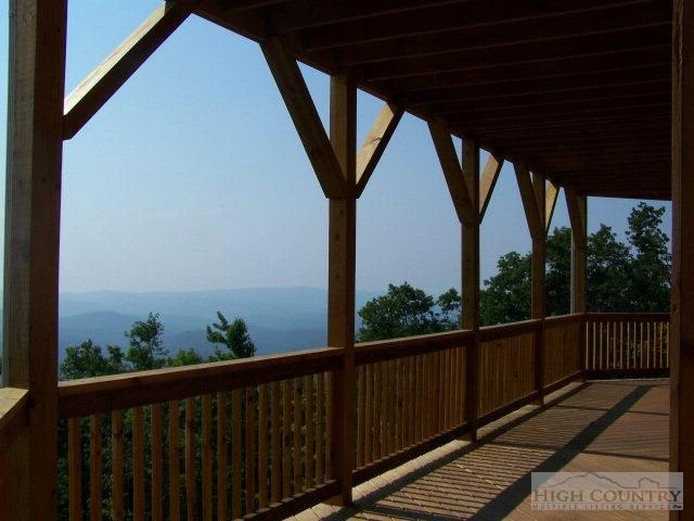 Image number 11 for the current listing