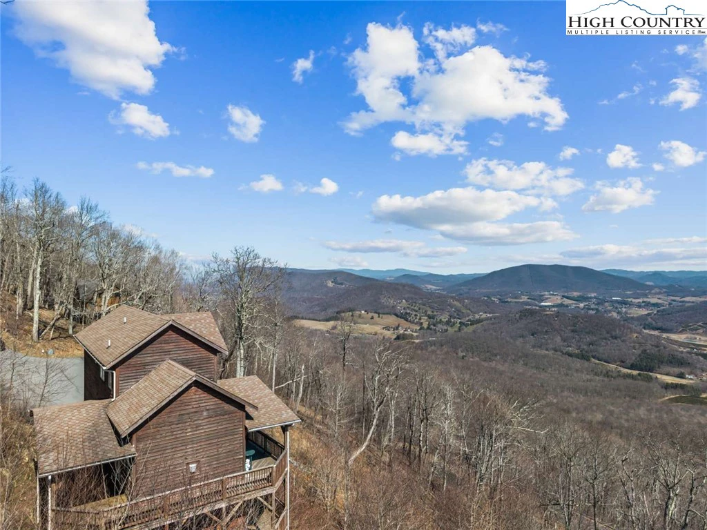 Image number 3 for the current listing
