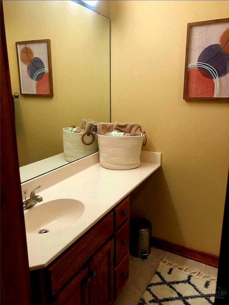 Image number 8 for the current listing