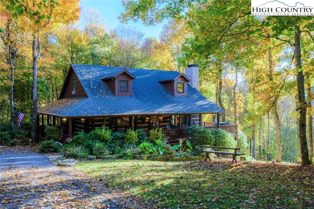 Image number 1 for the current listing