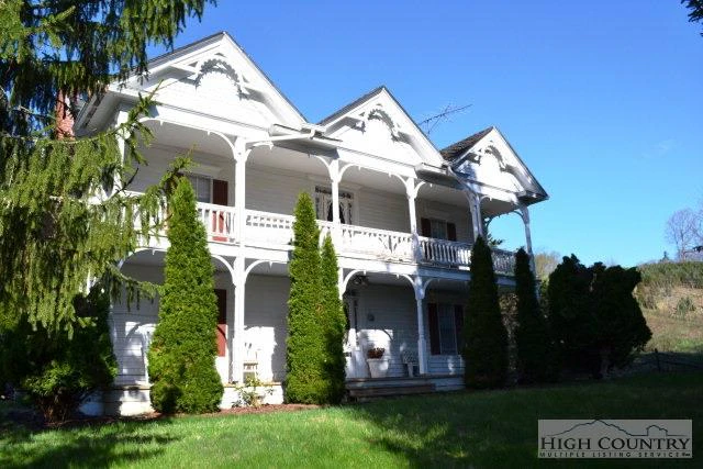 Image number 7 for the current listing