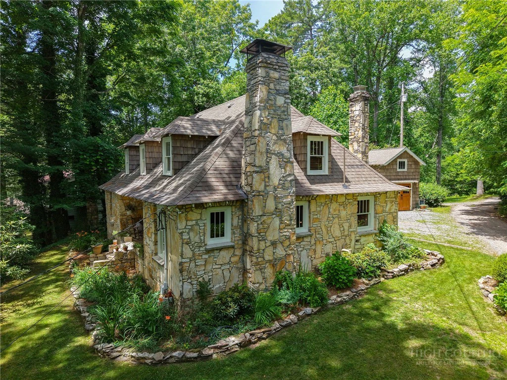 Image number 1 for the current listing
