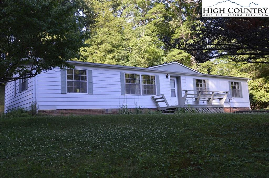Image number 1 for the current listing