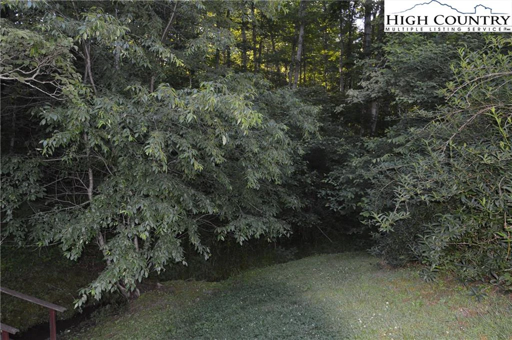 Image number 20 for the current listing