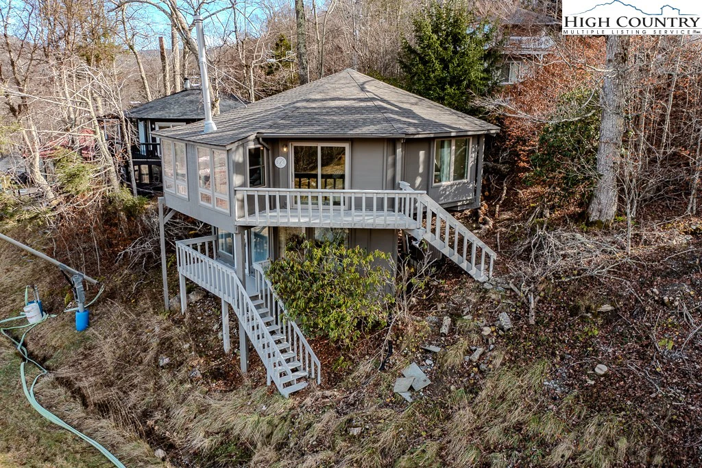 Image number 16 for the current listing