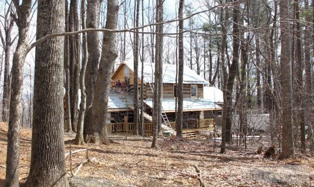 Image number 3 for the current listing
