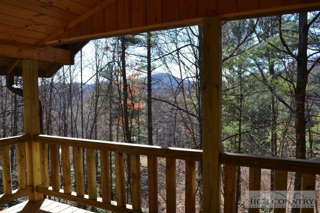 Image number 10 for the current listing
