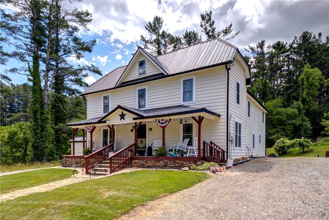 Image number 8 for the current listing