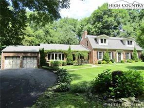 Image number 1 for the current listing