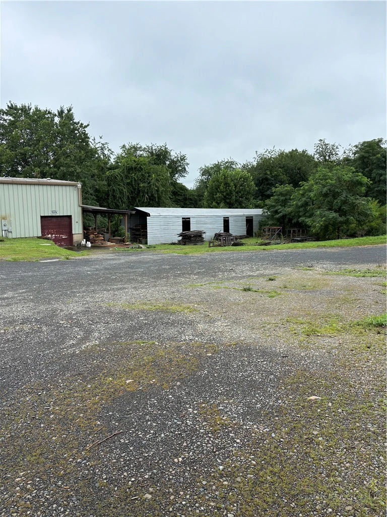 Image number 7 for the current listing