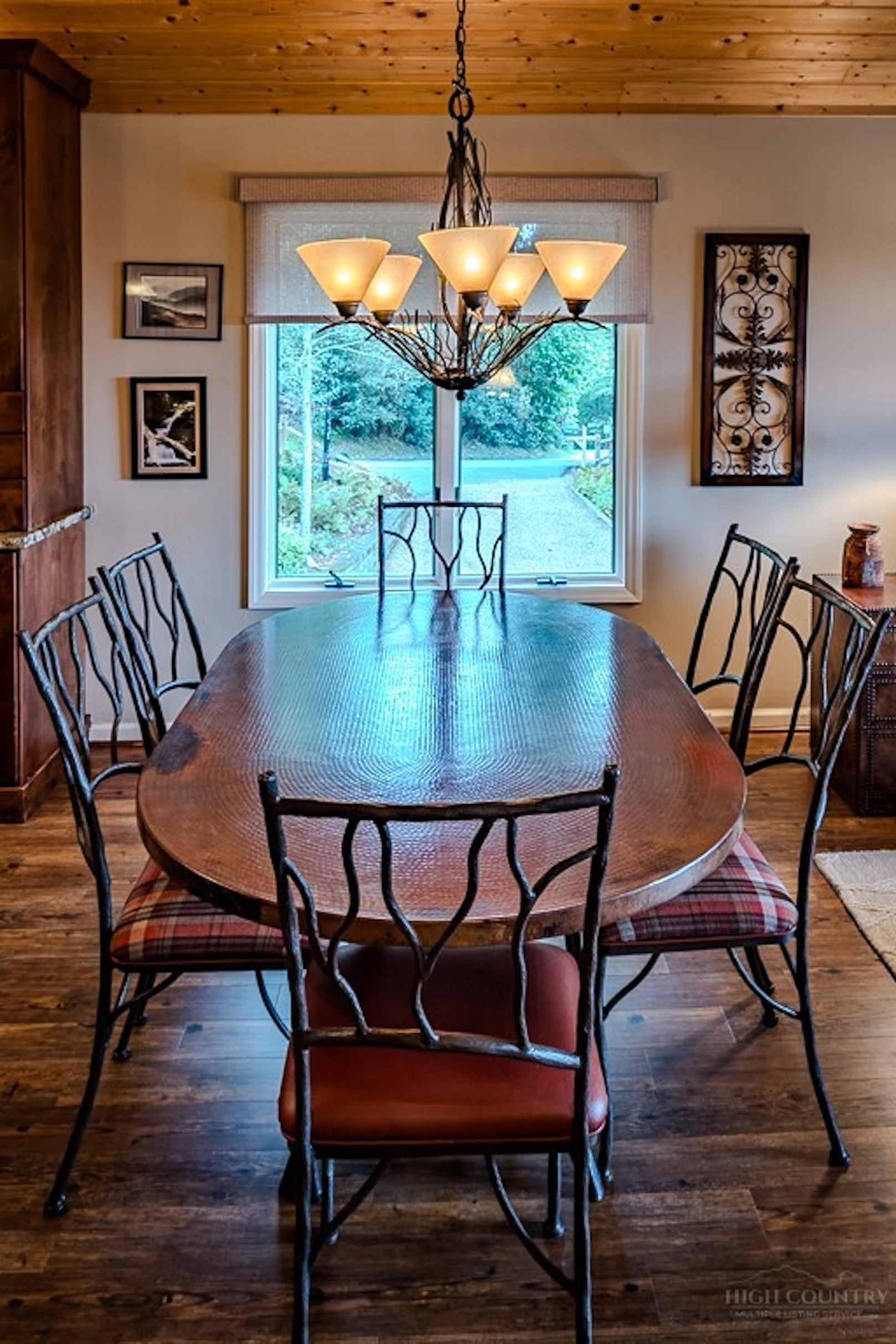 Image number 9 for the current listing