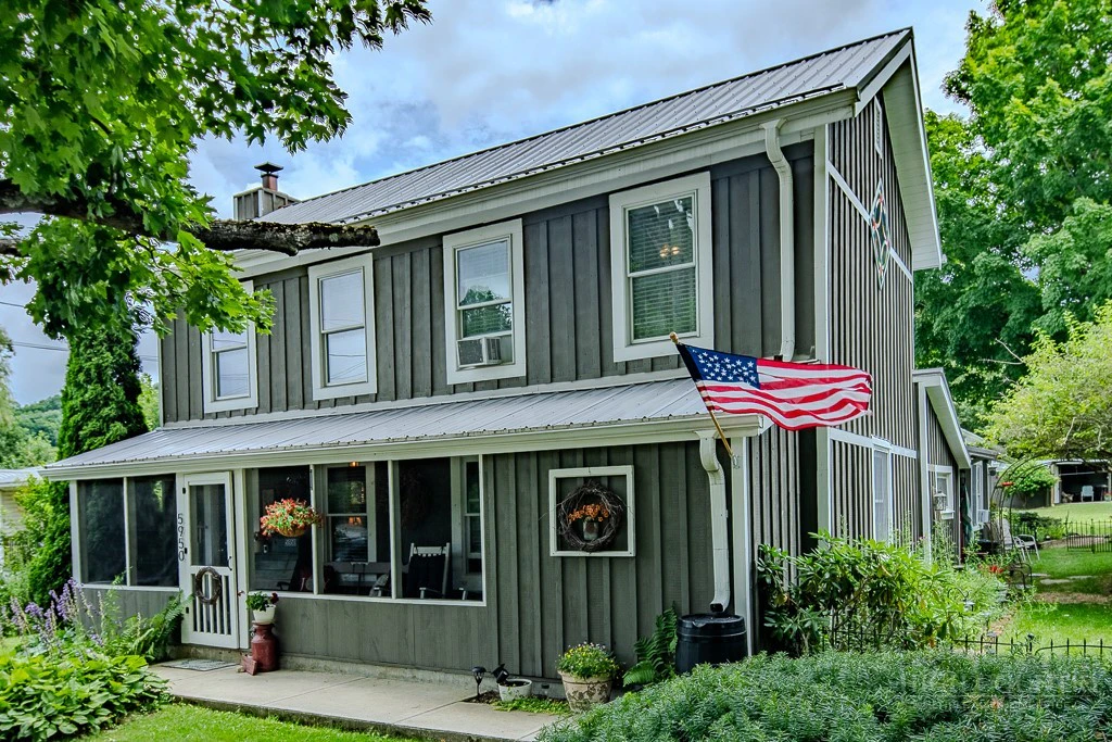 Image number 2 for the current listing
