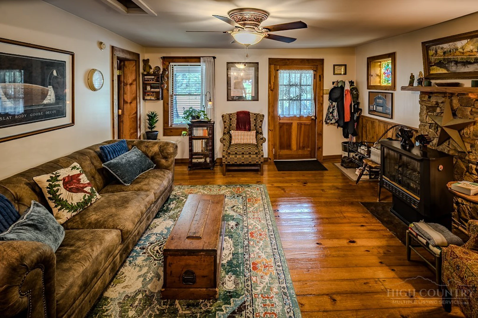 Image number 6 for the current listing