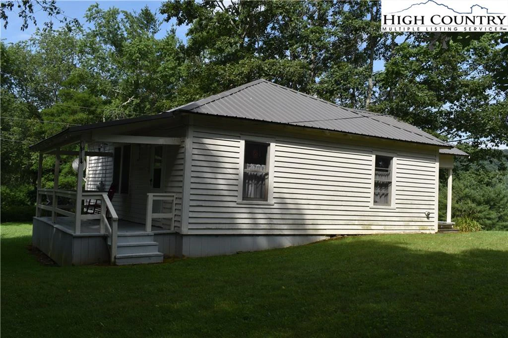 Image number 23 for the current listing