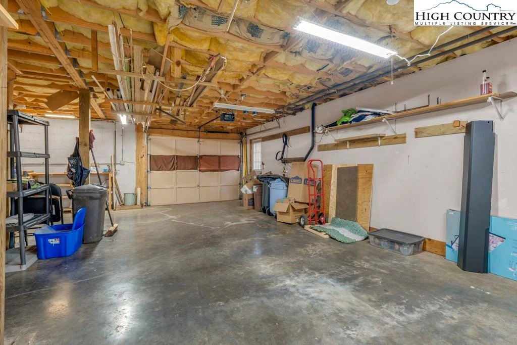 Image number 6 for the current listing