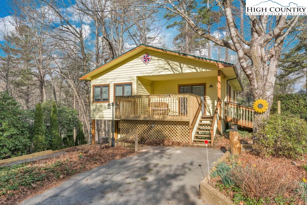 Image number 19 for the current listing