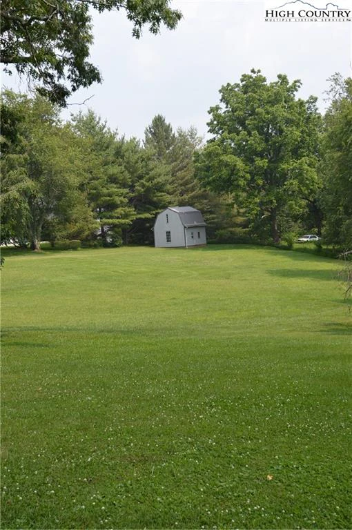 Image number 17 for the current listing