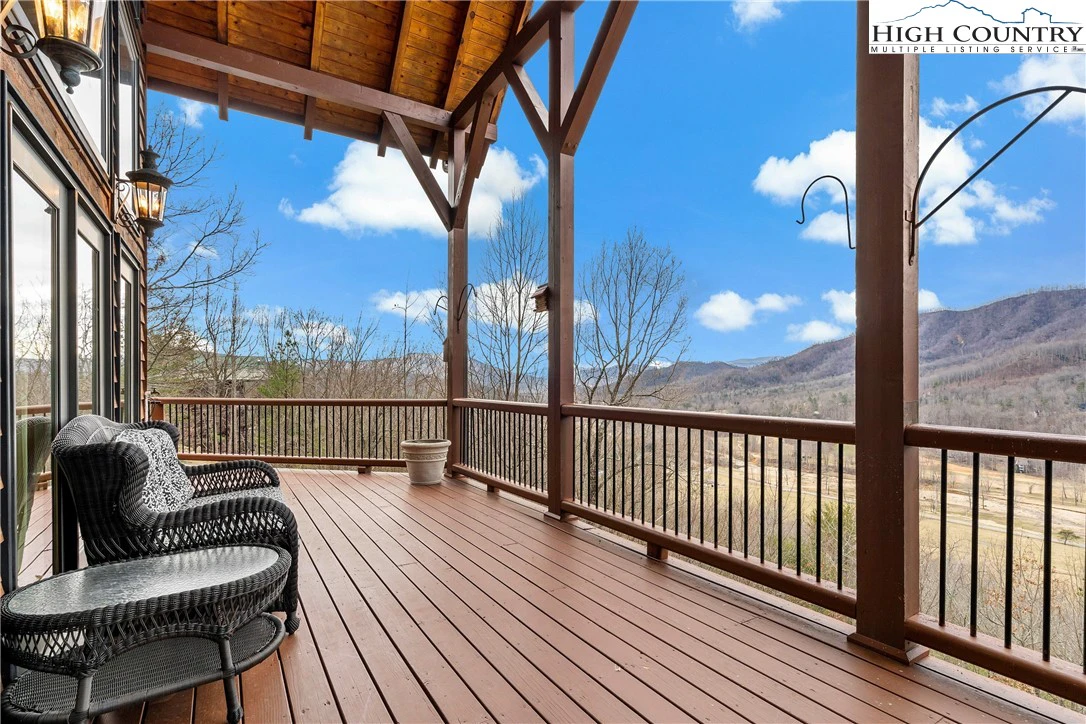 Image number 12 for the current listing