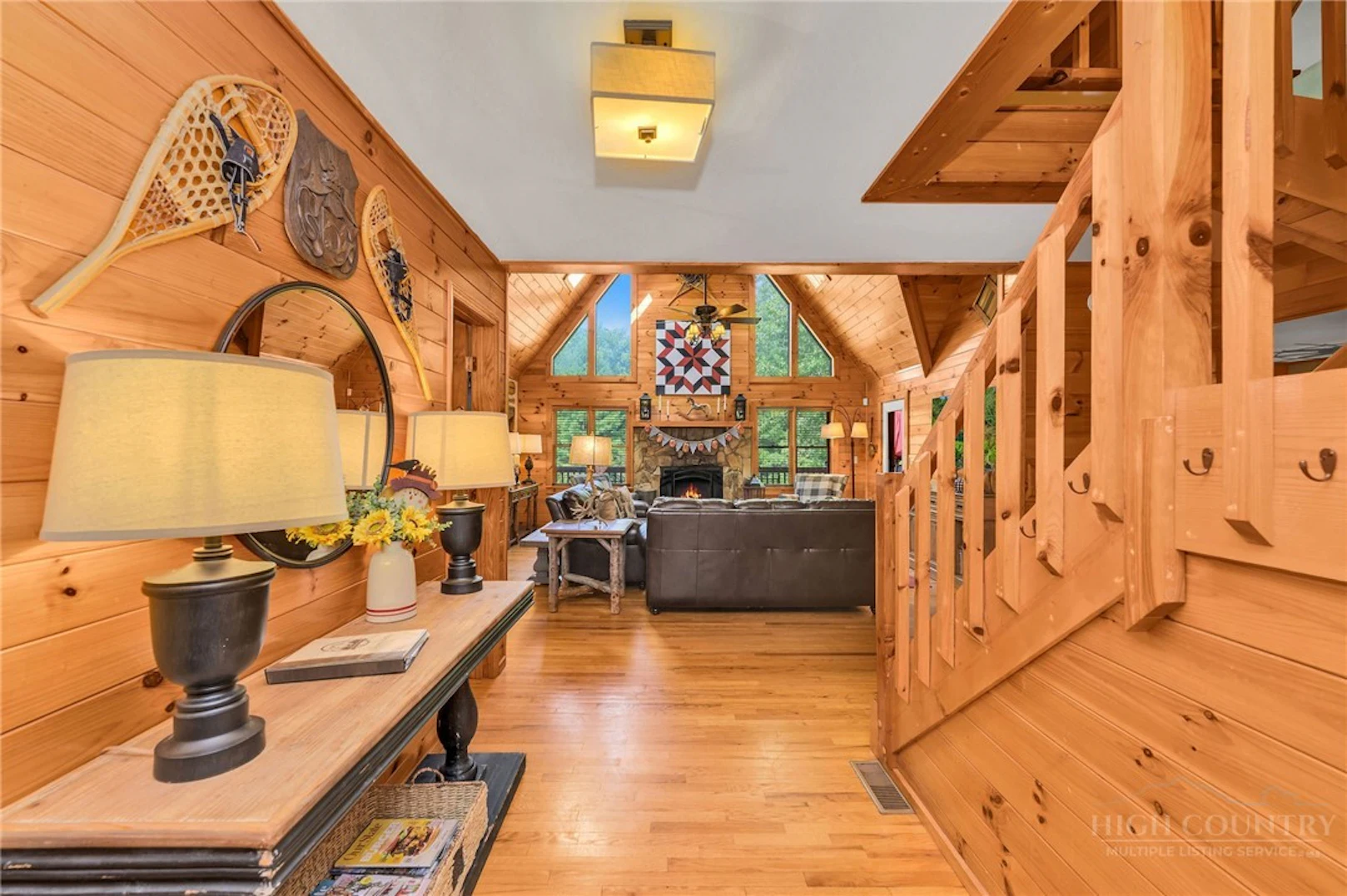 Image number 21 for the current listing
