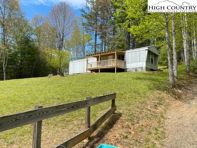 Image number 8 for the current listing
