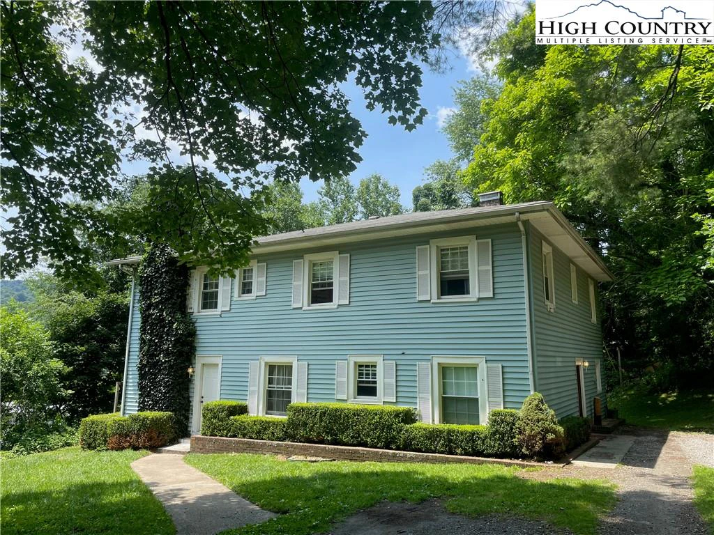 Image number 1 for the current listing
