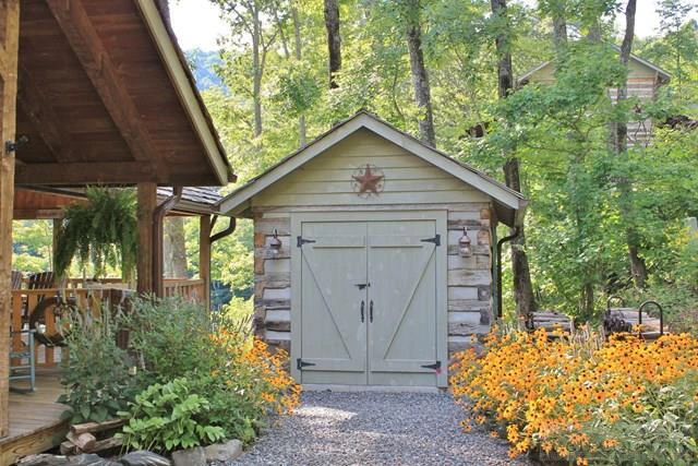 Image number 2 for the current listing