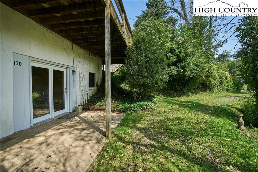 Image number 8 for the current listing