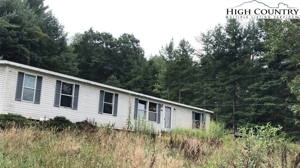 Image number 1 for the current listing