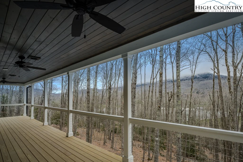 Image number 7 for the current listing