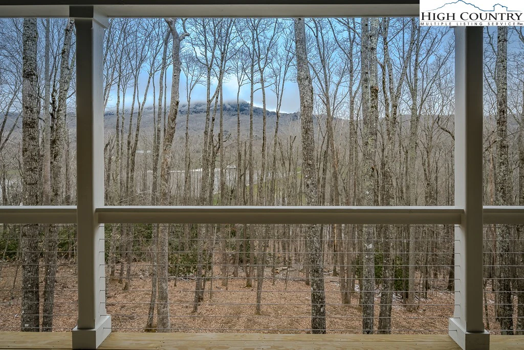 Image number 6 for the current listing