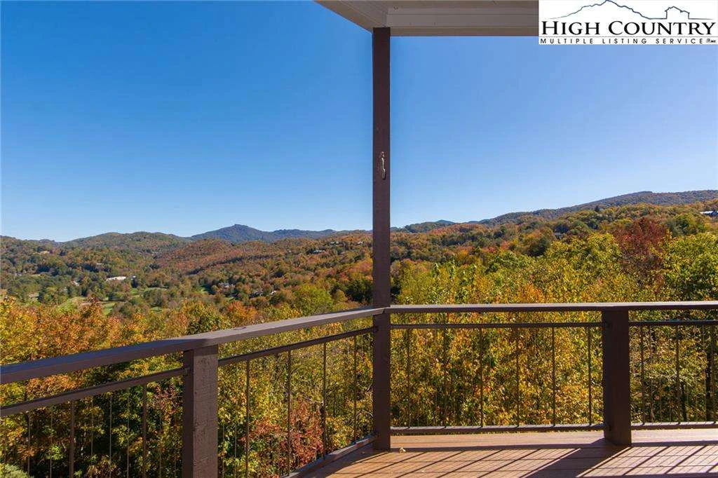 Image number 14 for the current listing