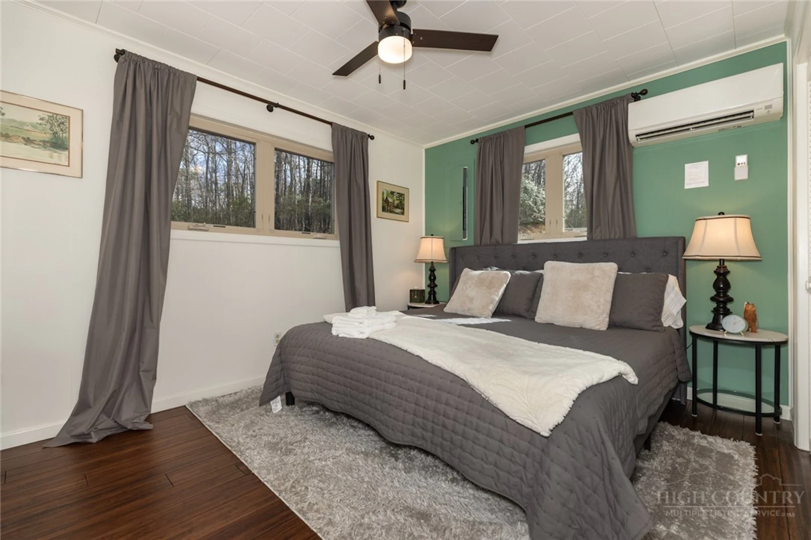 Image number 7 for the current listing