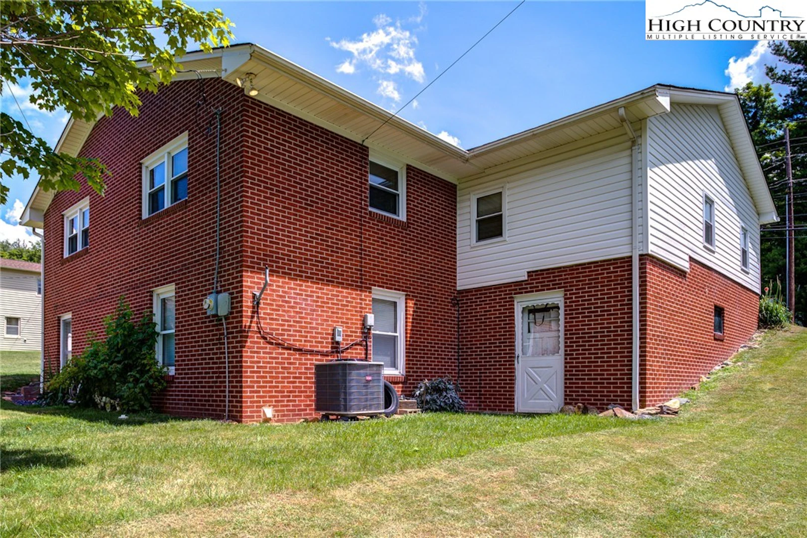 Image number 12 for the current listing