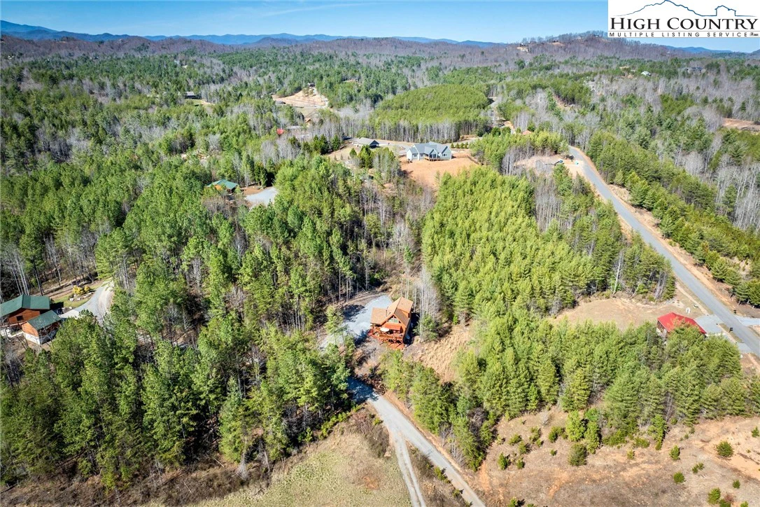Image number 13 for the current listing