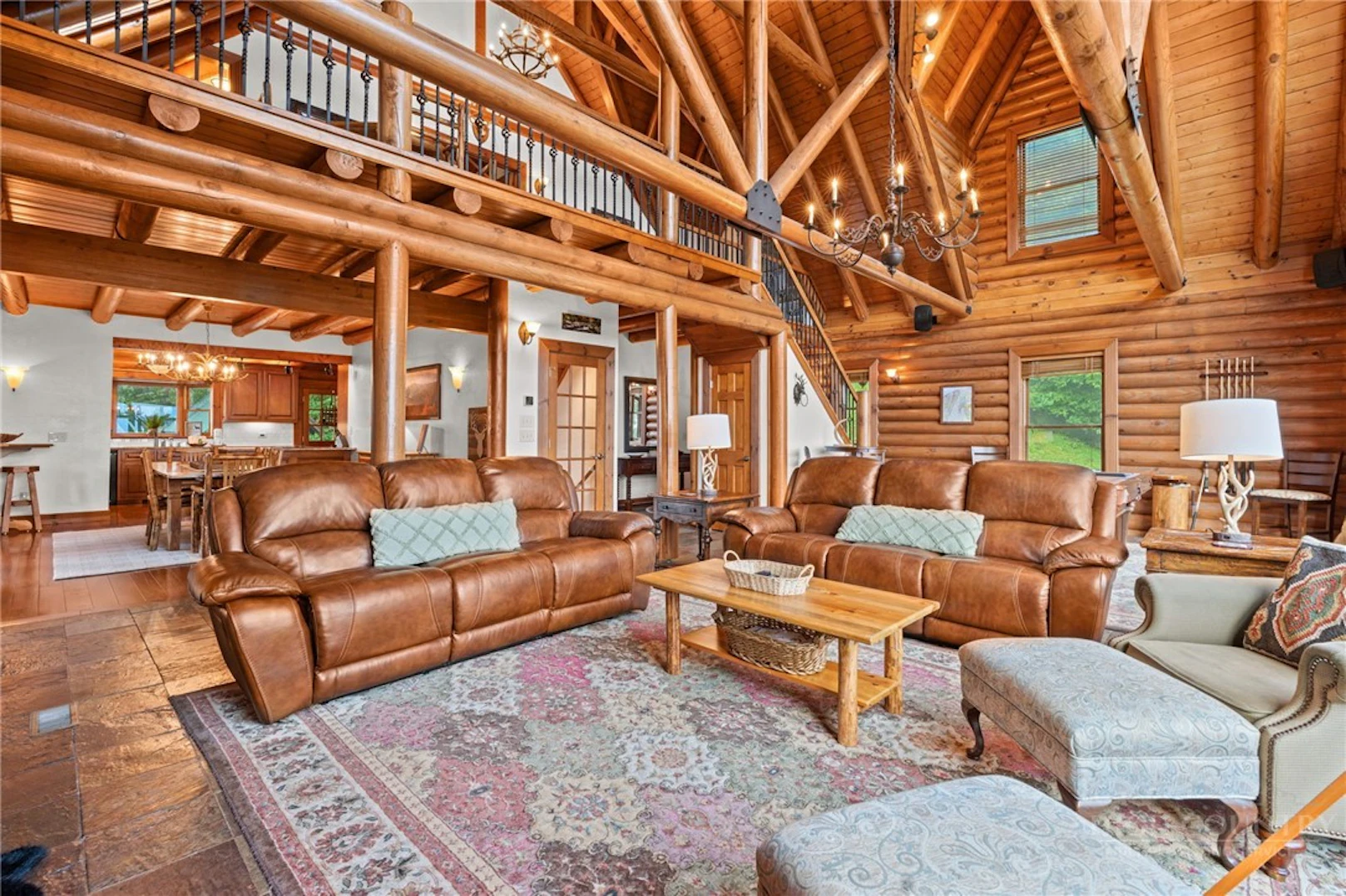 Image number 13 for the current listing