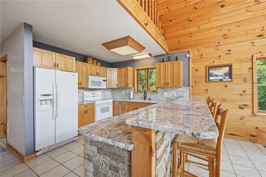 Image number 7 for the current listing